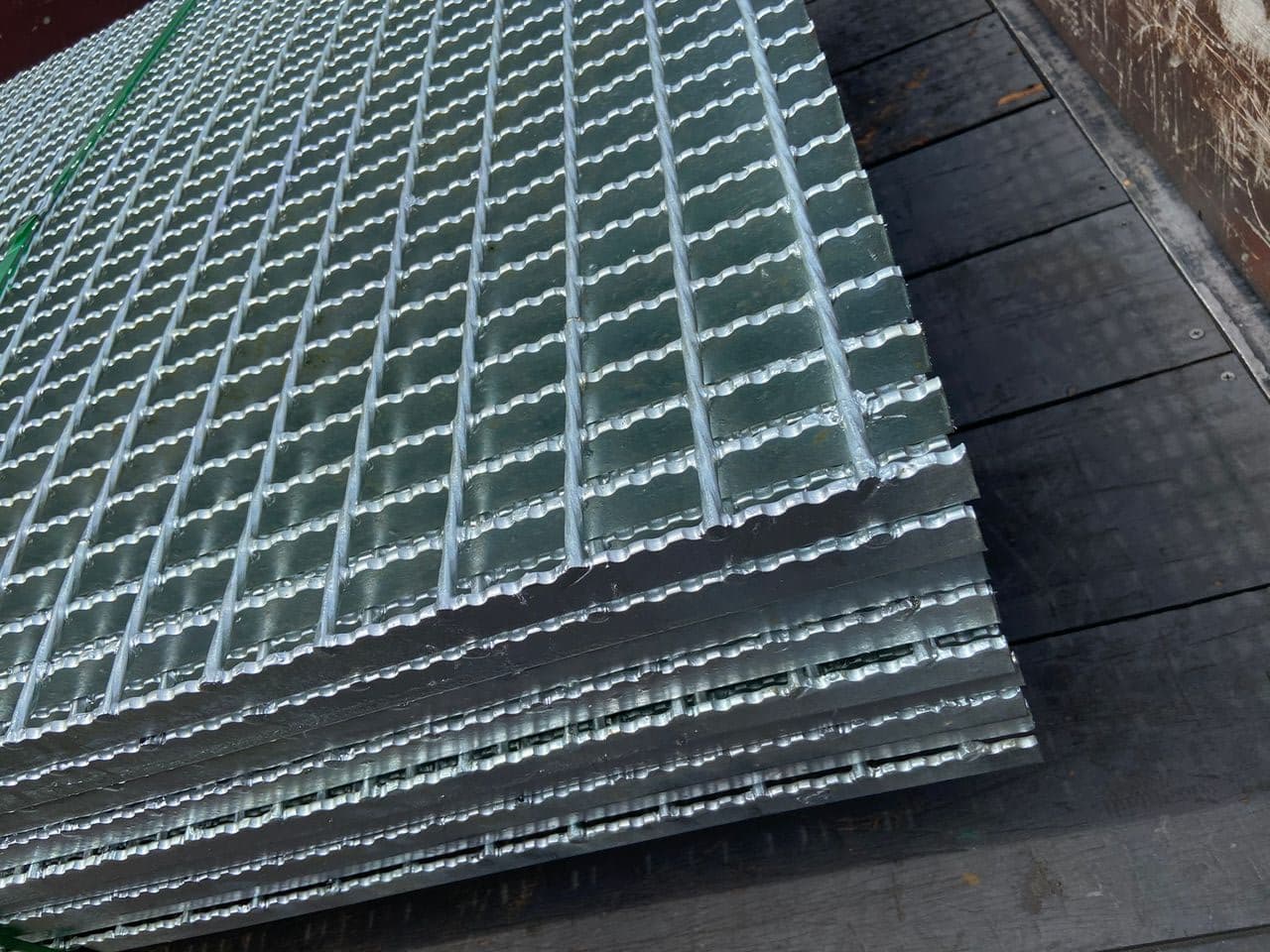 Grating Production
